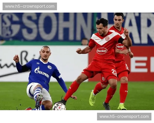 红魔烈焰对阵北德雄鹰:凯泽斯劳滕vs基尔,一场关于尊严与野心的德乙巅峰对决